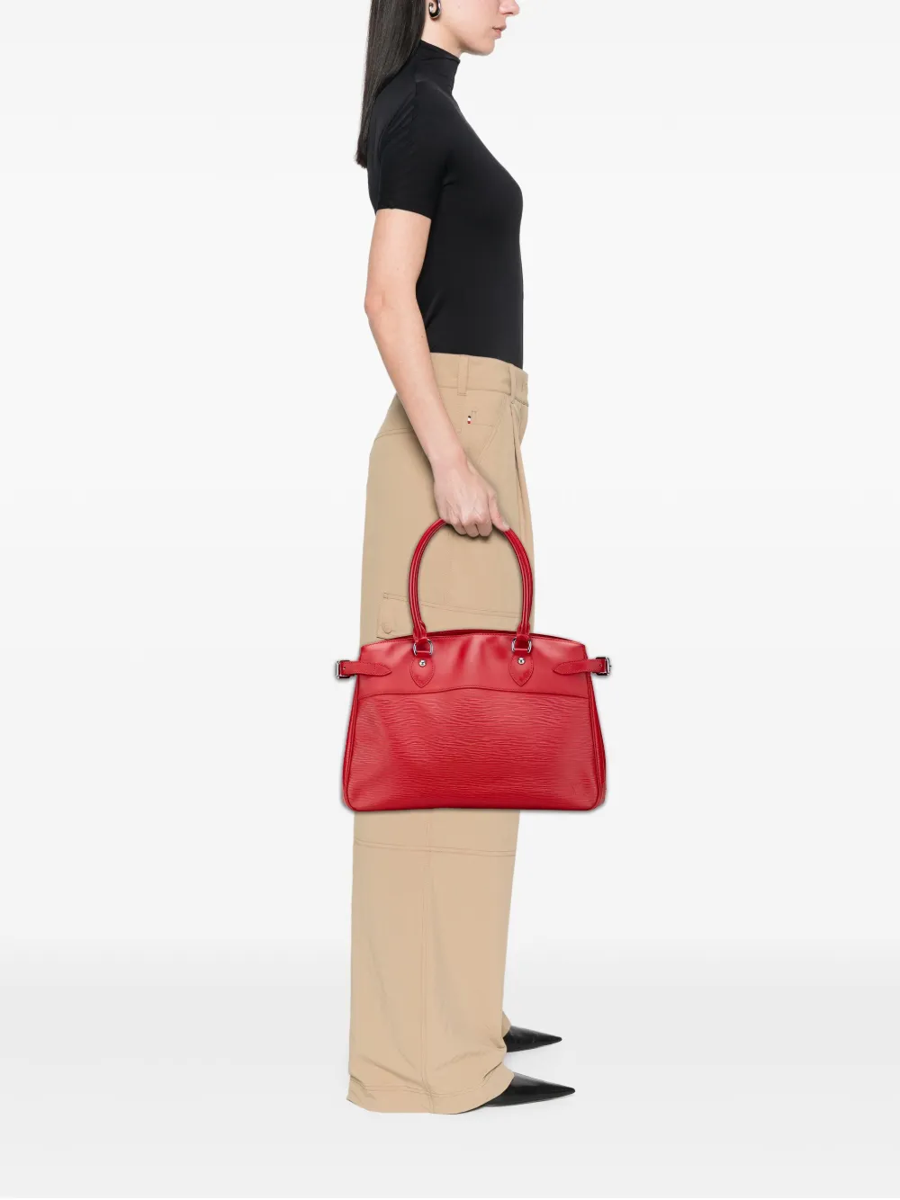 Louis Vuitton Pre-Owned 2006 Epi Passy GM handbag | Pre-Owned | Image 2