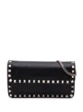 Valentino Garavani Pre-Owned 2018-2025 Pebbled Calfskin Rockstud Wallet On Chain crossbody bag - Black