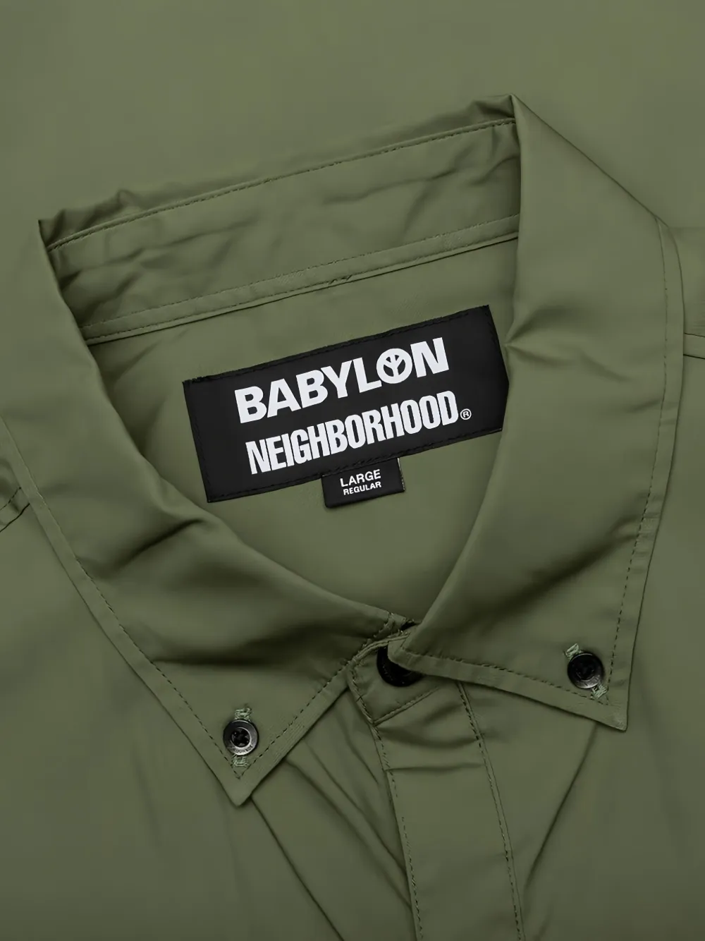 Neighborhood Graphic-print Chest-pocket Shirt In Green