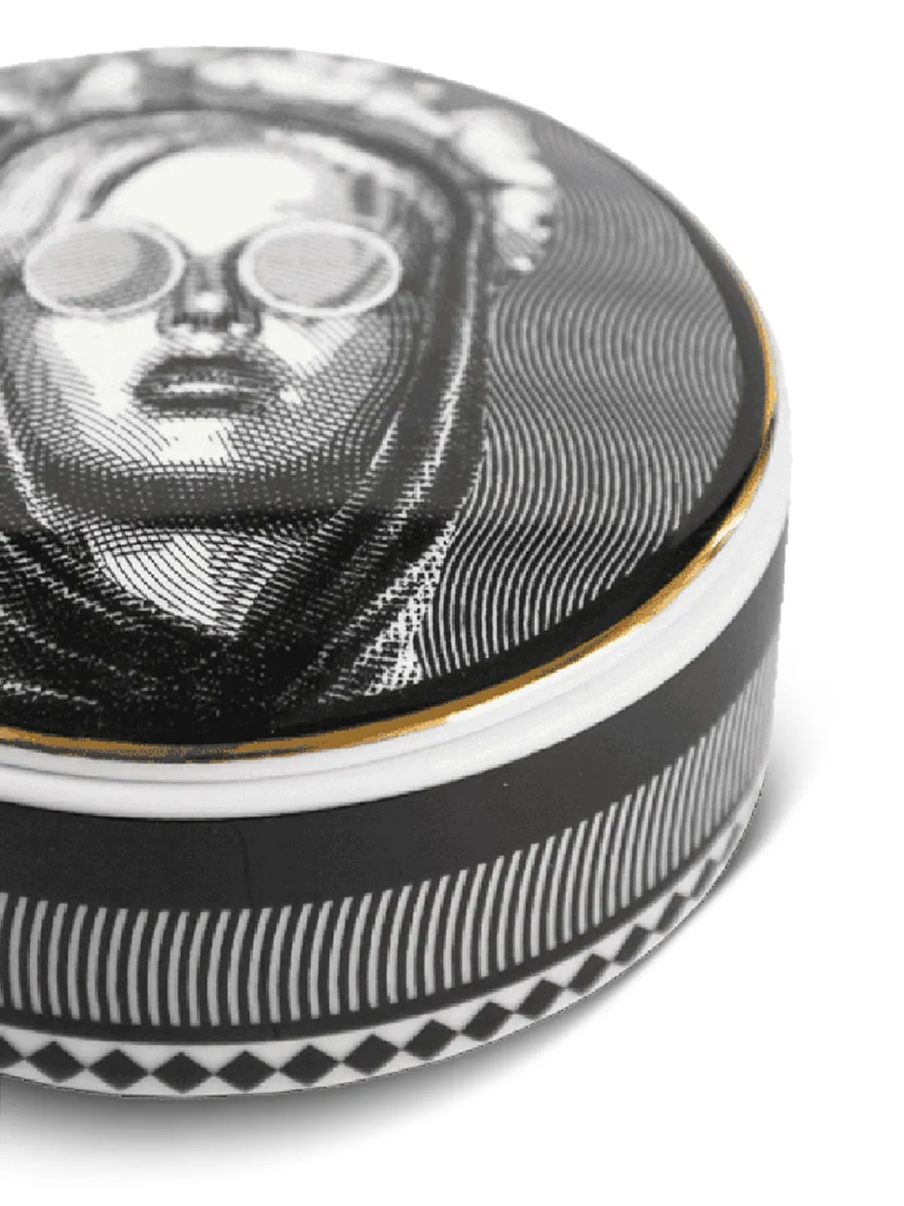 BACI MILANO The Stylish round trinket box (13cm) | Decorative Boxes | Image 2