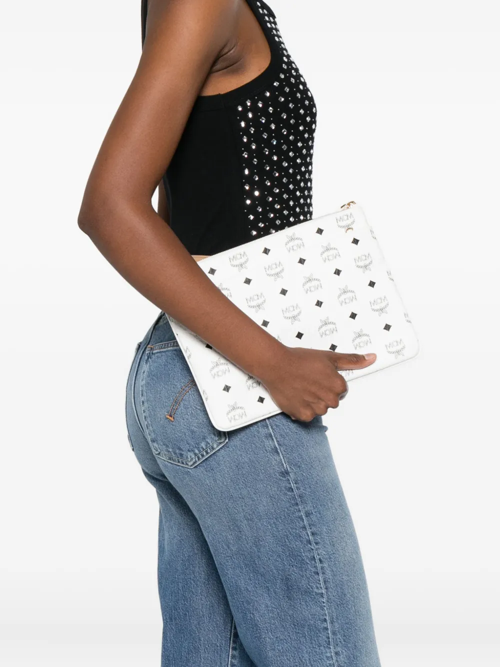 MCM Pre-Owned logo-pattern pouch-pocket crossbody bag | Image 2