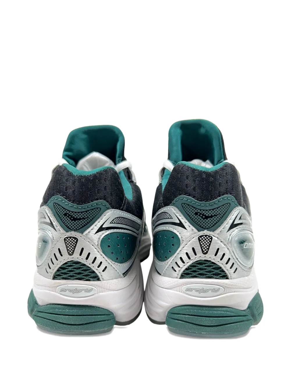 Saucony Progrid Omni 9 lace-up sneakers Green