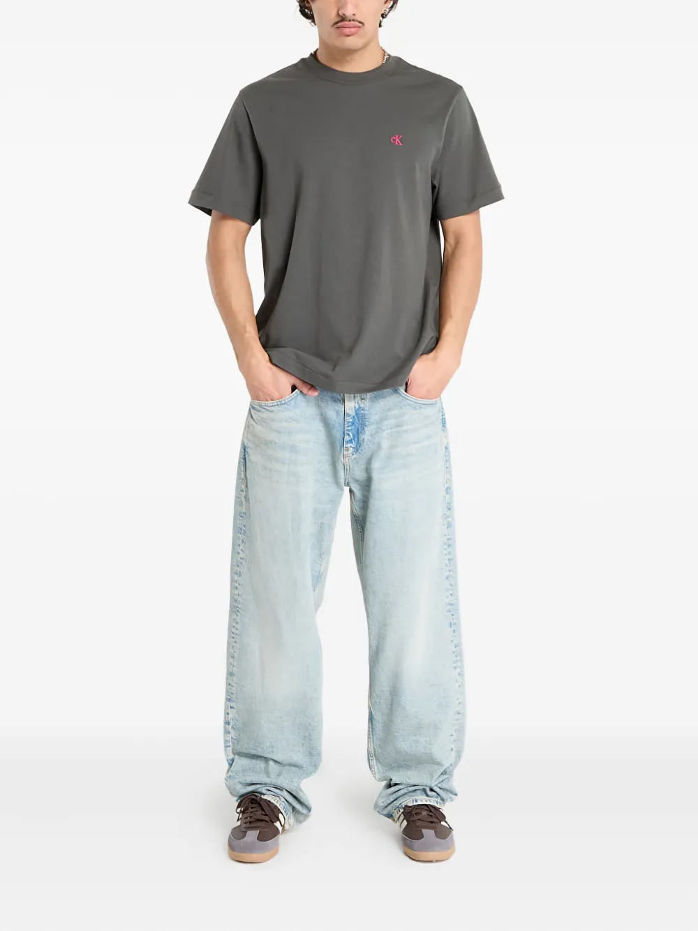 Calvin Klein Logo T-shirt In Gray