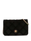 CHANEL Pre-Owned 2017-2018 CC Quilted Velvet Wallet on Chain crossbody bag - Black