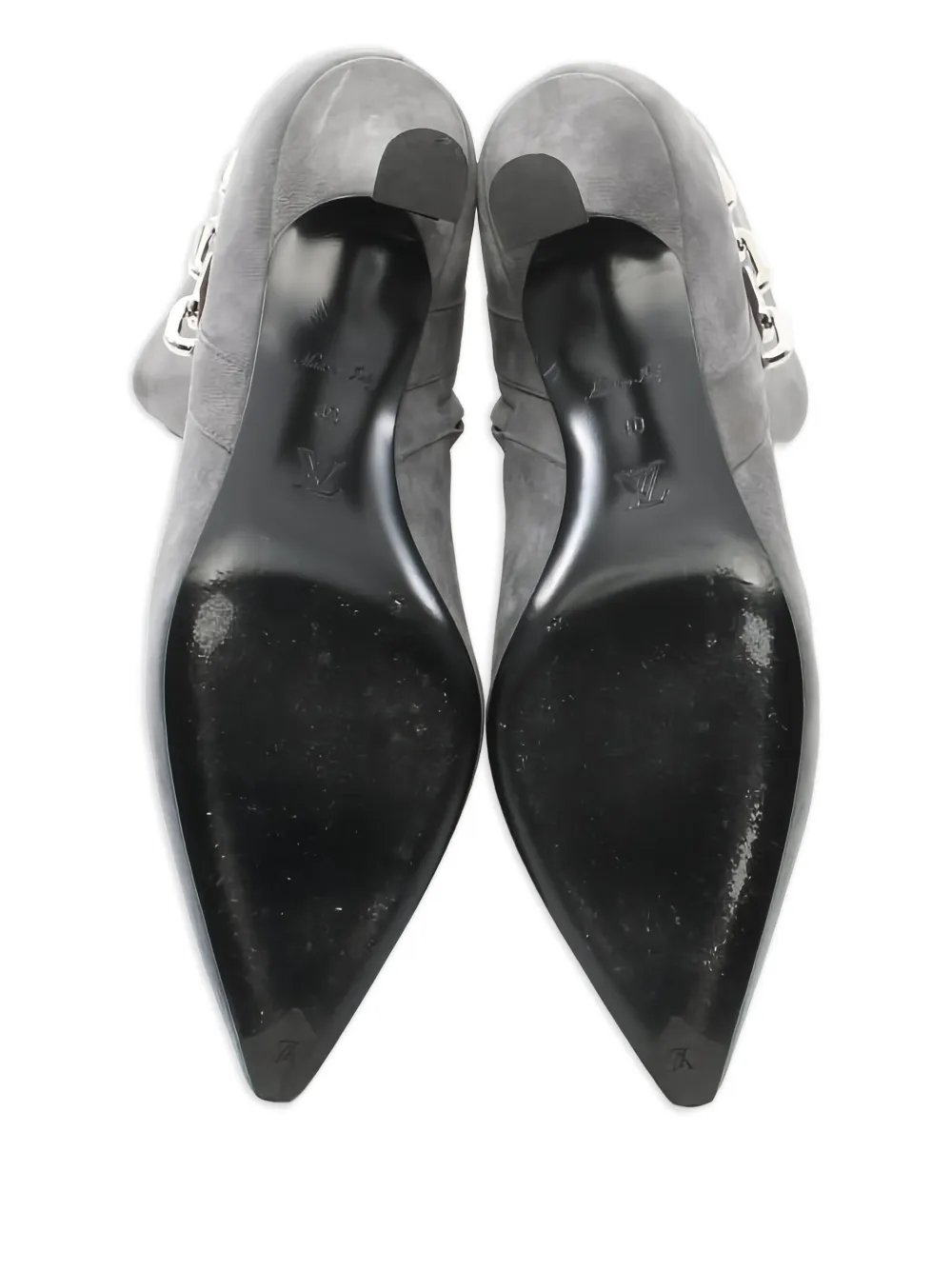 Pre-owned Louis Vuitton 70mm Chain-embellished Pointed-toe Boots In Gray