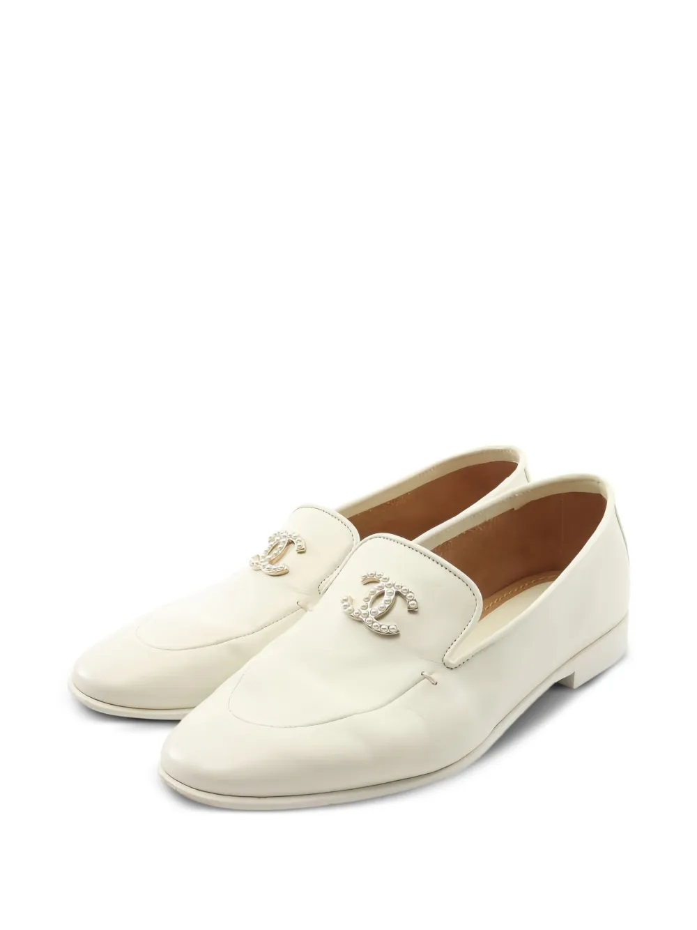 Pre-owned Chanel Coco Mark Loafers In White