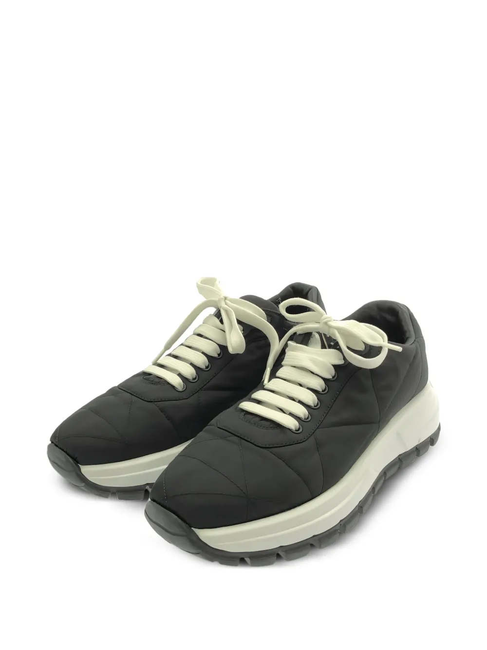 Prada Pre-Owned Gewatteerde nylon sneakers - Zwart