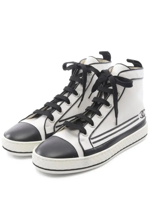 CHANEL Pre-Owned Coco Mark high-top sneakers