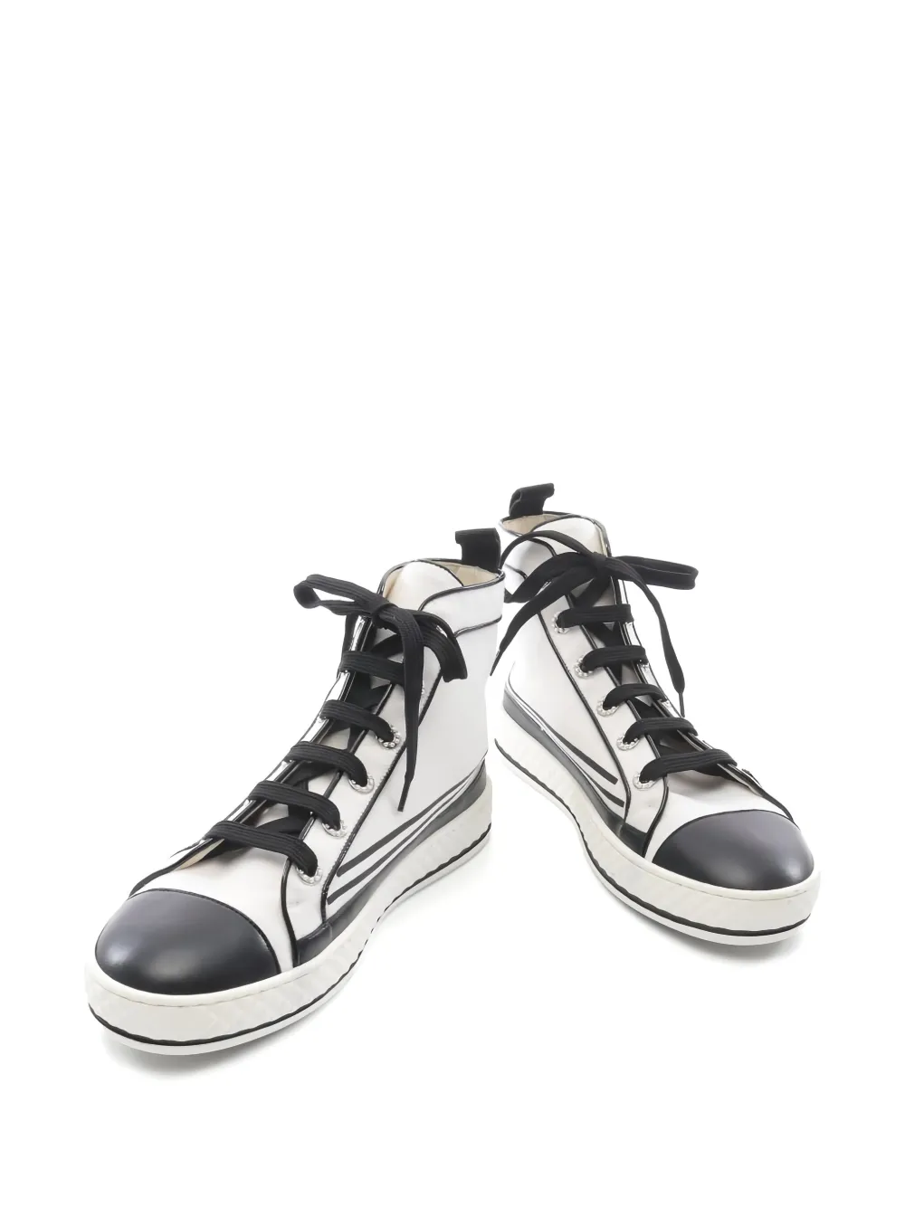 Pre-owned Chanel Coco Mark High-top Sneakers In White