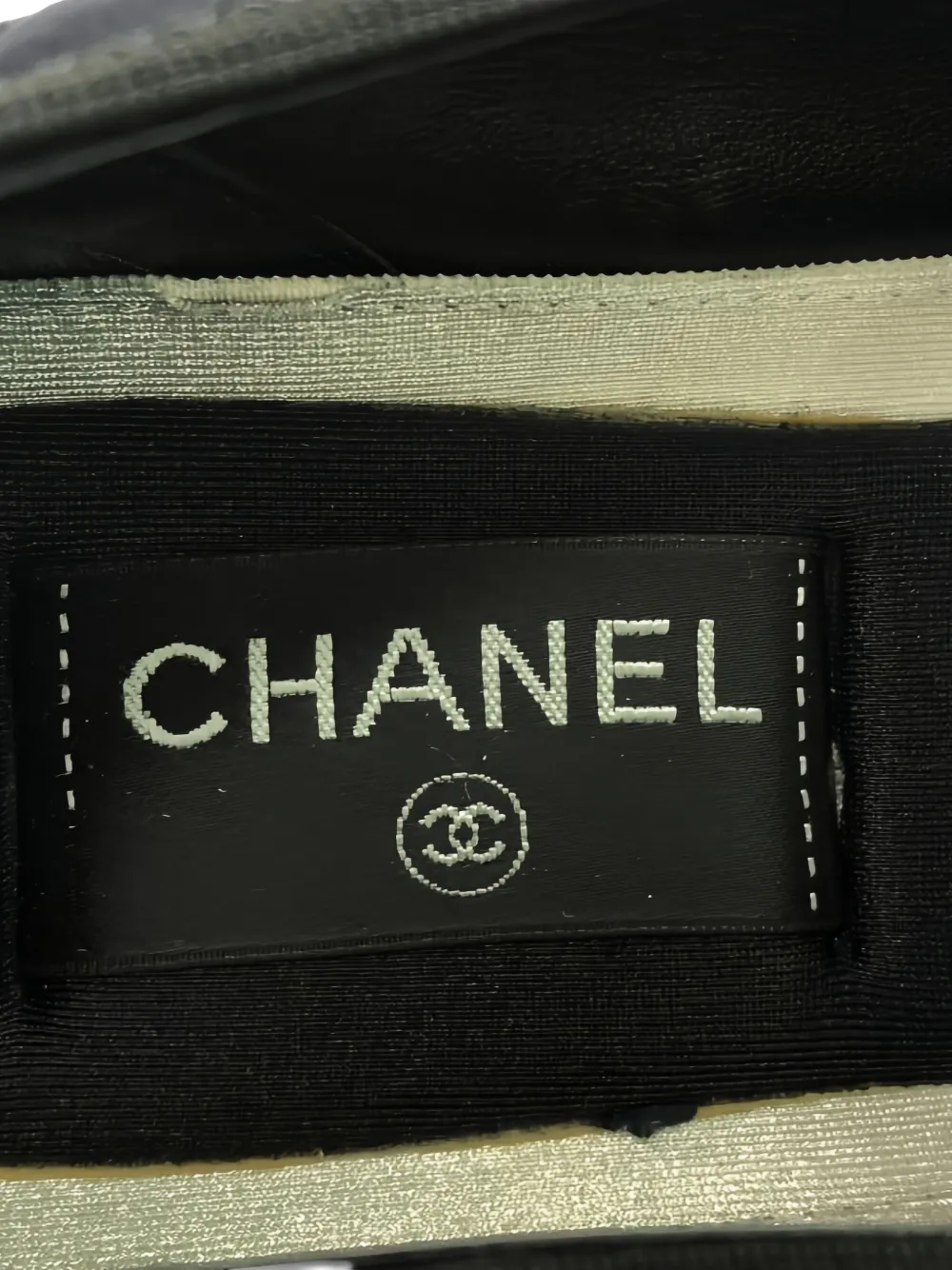 Pre-owned Chanel Logo-detail Platform Sneakers In Black