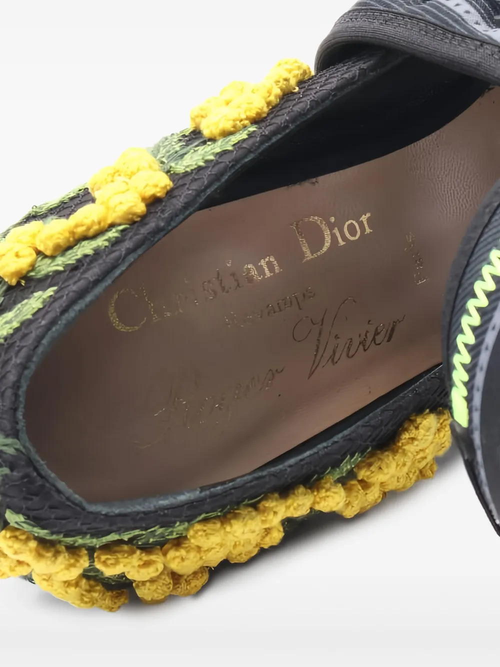 Pre-owned Dior X Roger Vivier 50mm Mimosa Floral-embellished Pumps In Black
