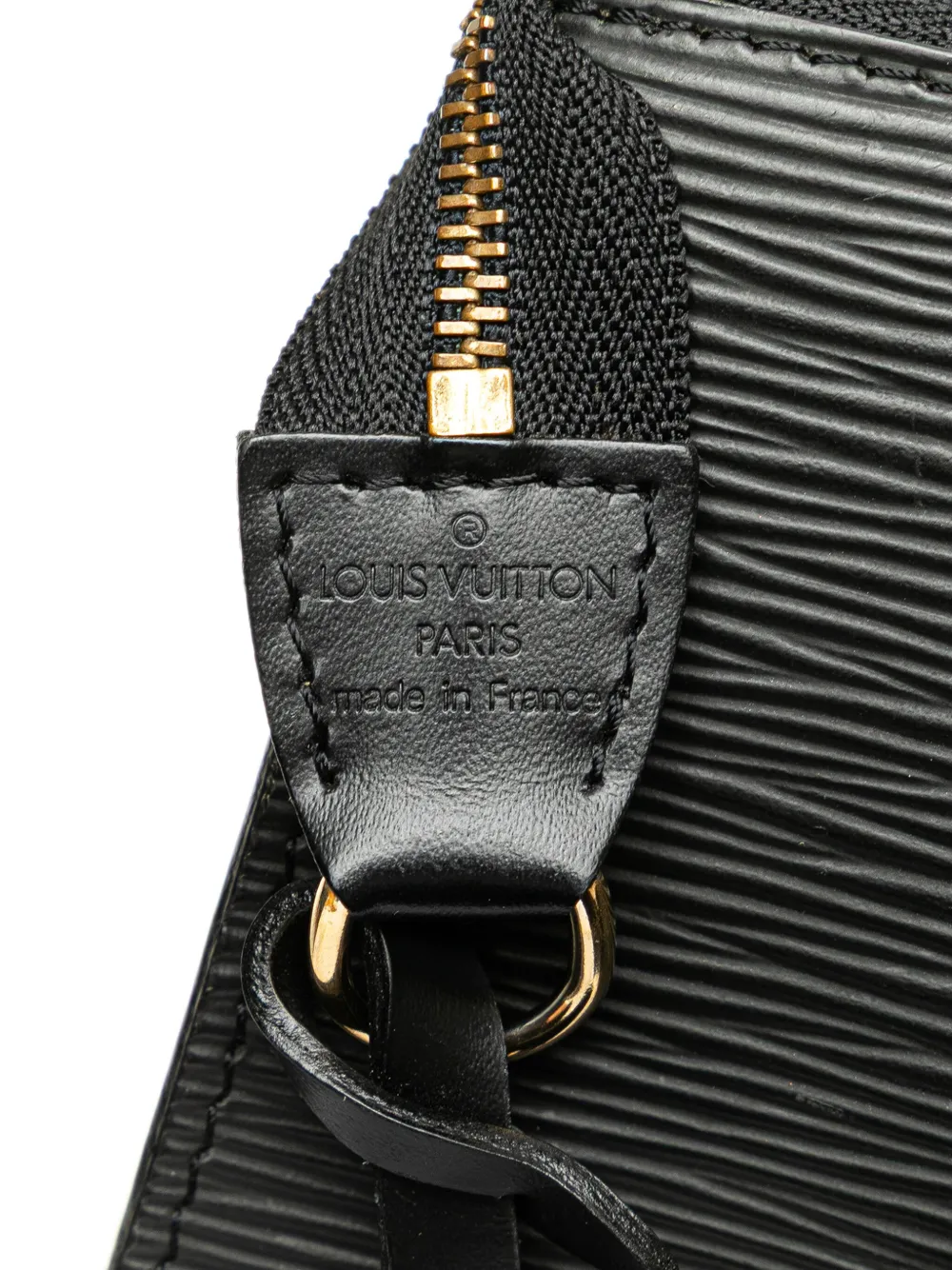 Pre-owned Louis Vuitton 2001 Epi Pochette Accessoires Shoulder Bag In Black