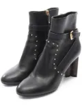Louis Vuitton Pre-Owned stud-embellishments ankle boots - Black