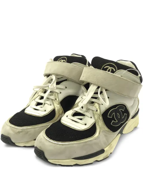 CHANEL Pre-Owned lace-up high-top sneakers