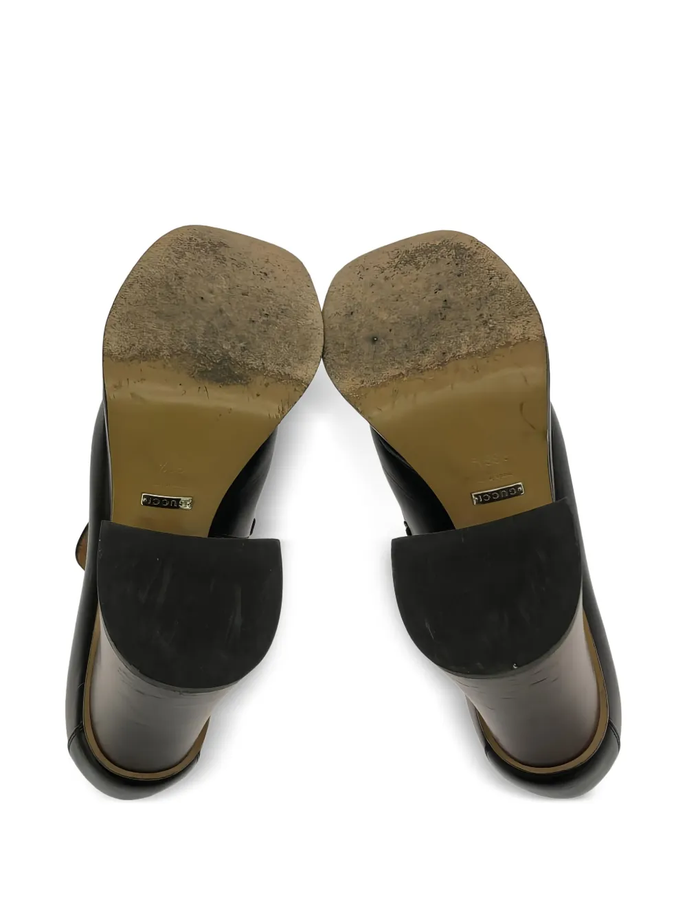 Pre-owned Gucci Leather Loafers In Black
