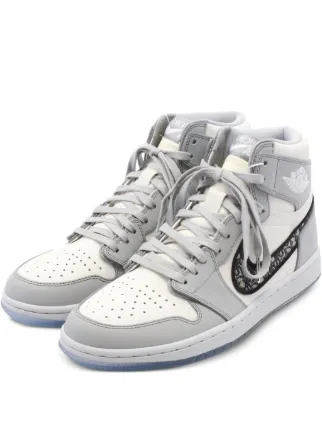 Christian Dior Pre-Owned x Air Jordan 1 lace-up Leather Sneakers