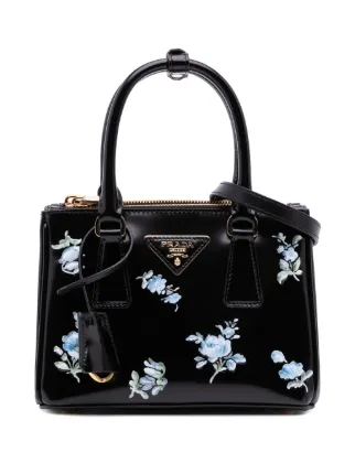 Prada Pre-Owned