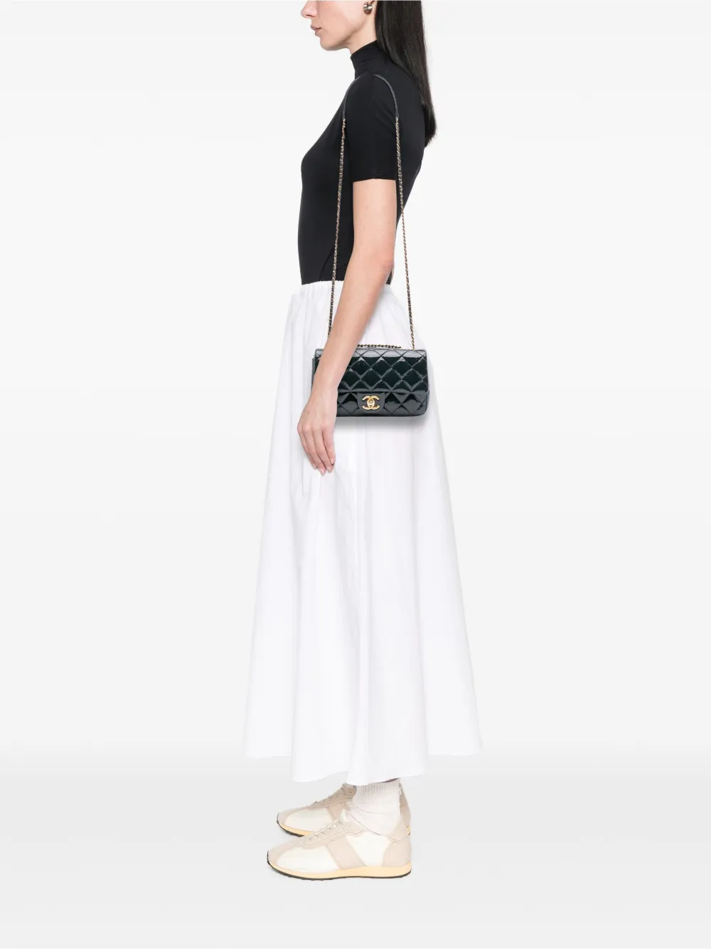 CHANEL Pre-Owned 2015-2016 Paris-Salzburg Small Patent and Goatskin CC Eyelet Flap crossbody bag | Pre-Owned | Image 2