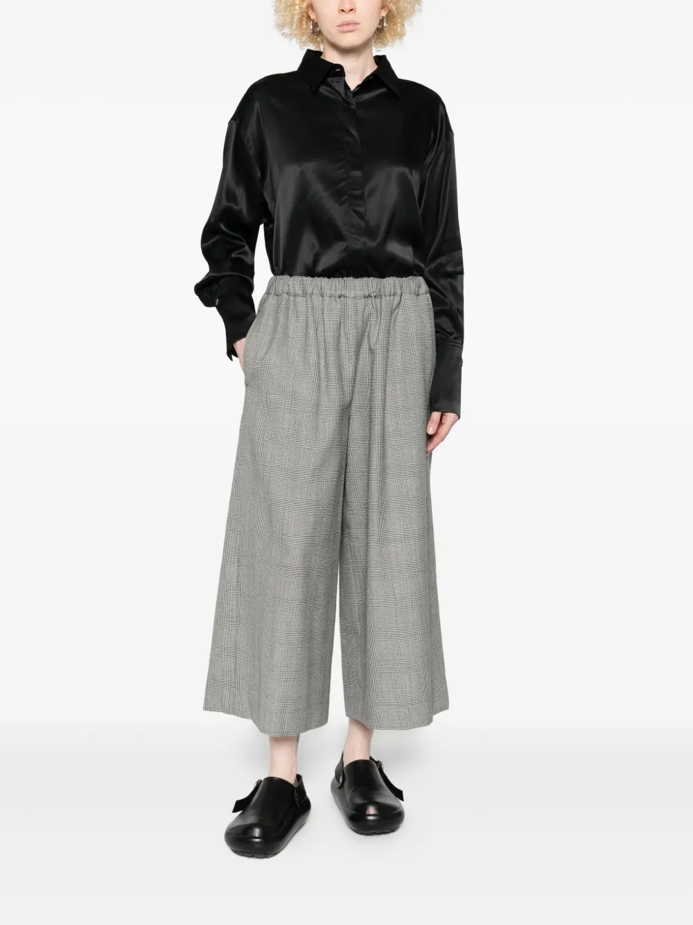 Thom Krom Satin Curved-hem Shirt In Black