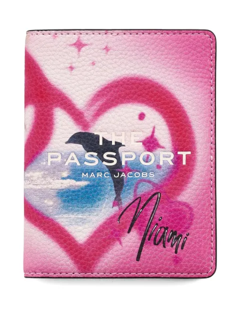 Marc Jacobs The City passport case