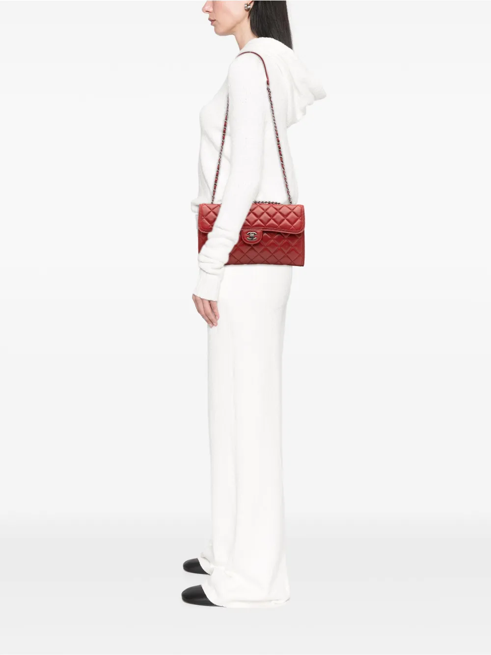 Pre-owned Chanel 2013-2014 Medium Quilted Lambskin Citizen Flap Satchel In Red