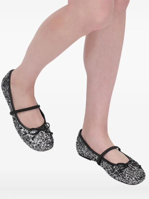 Marc Jacobs Sabrina フラットシューズ | シルバートーン | FARFETCH JP