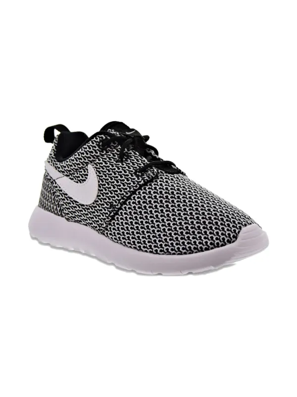 nike roshe black and white