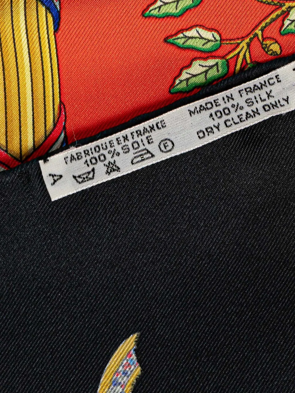 Pre-owned Hermes 20th Century Republique Francaise Liberte Egalite Fraternite 1789 Silk Scarf Scarves In Red