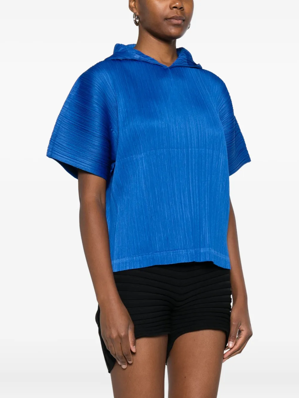 Pleats Please Issey Miyake Geplooid T-shirt met capuchon Blauw