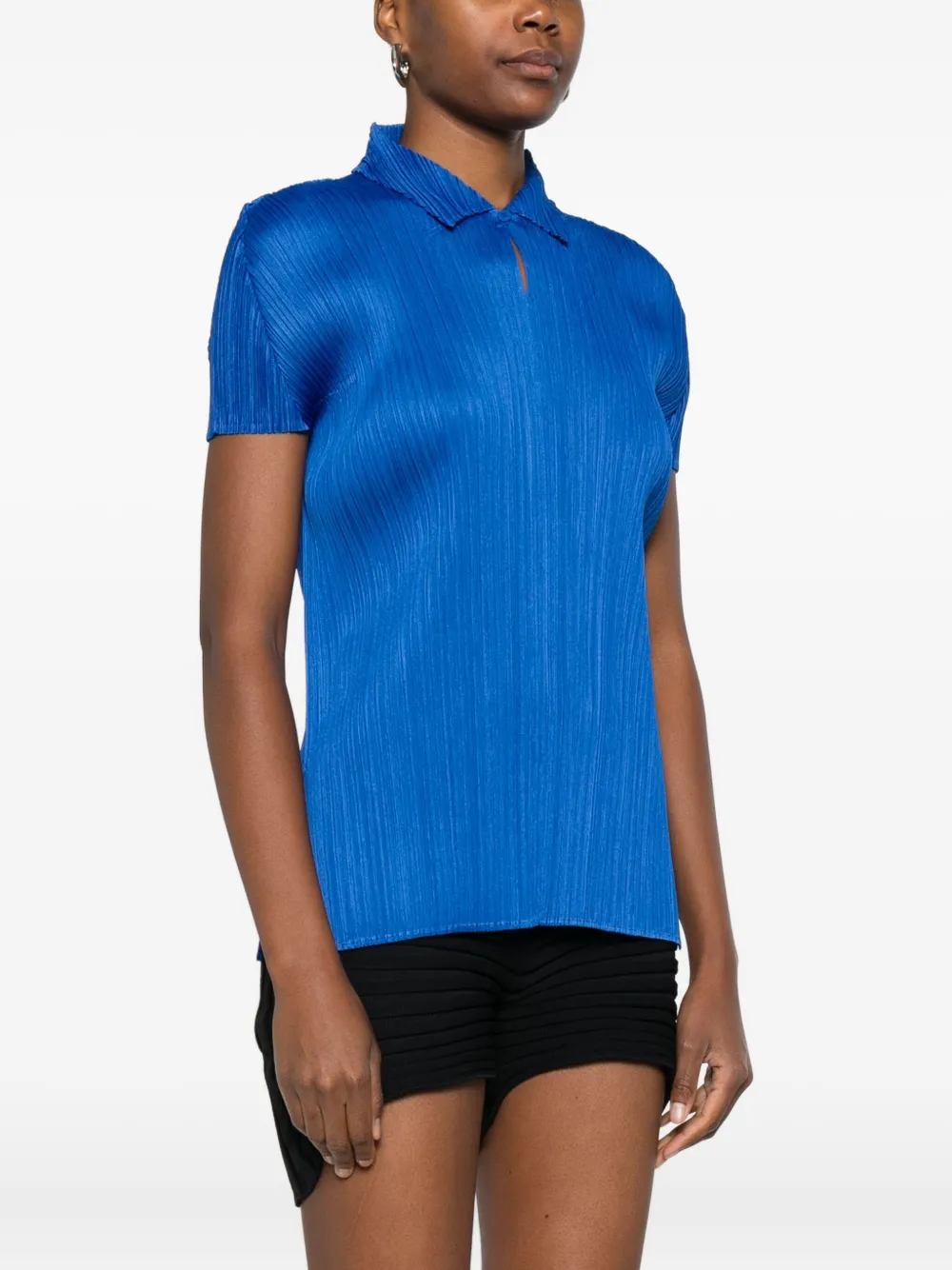 Issey Miyake Pleated Buttoned Top In Blue