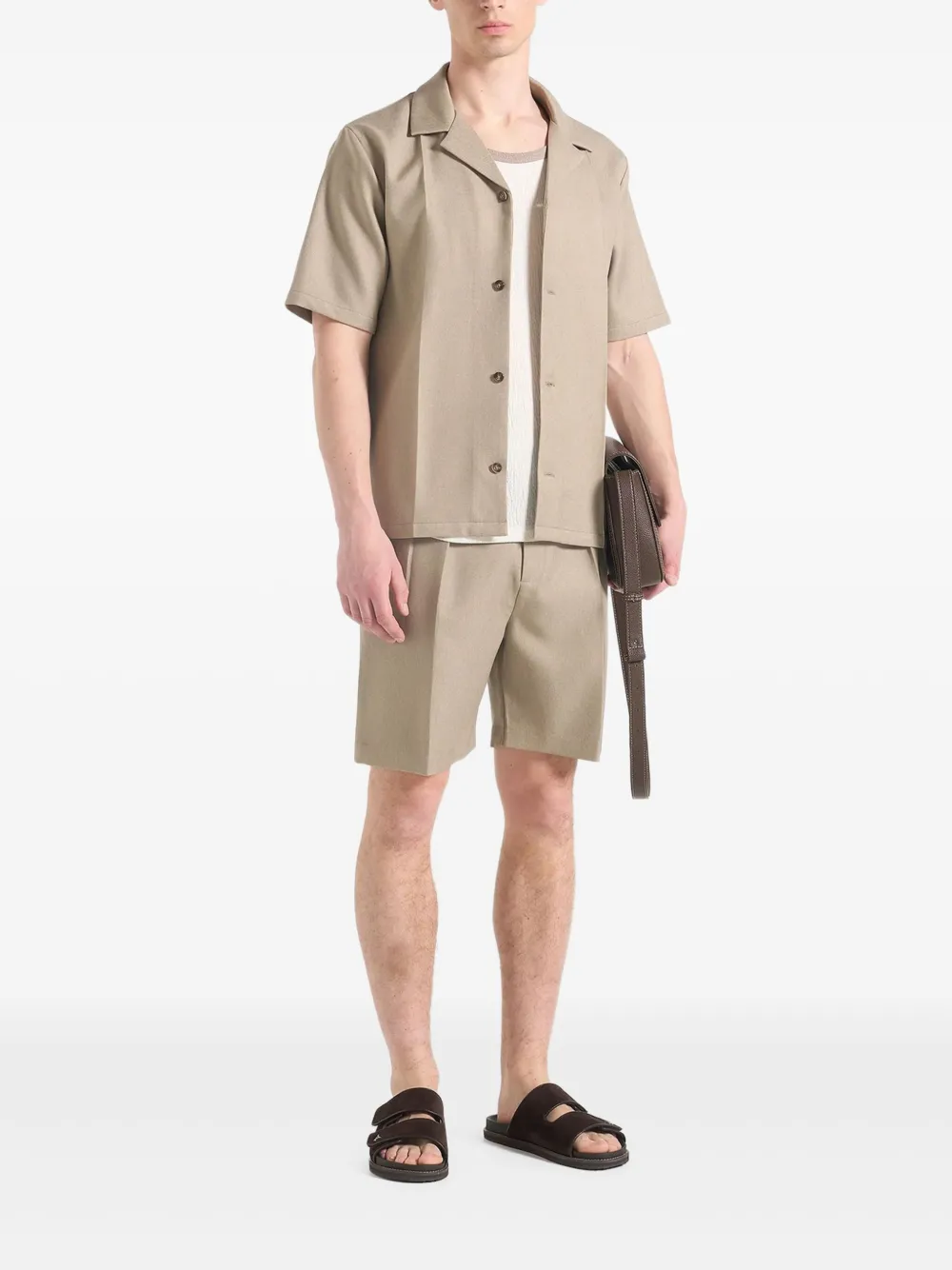 Manière De Voir Bertrand twin-pleat tailored shorts | Tailored Shorts | Image 2