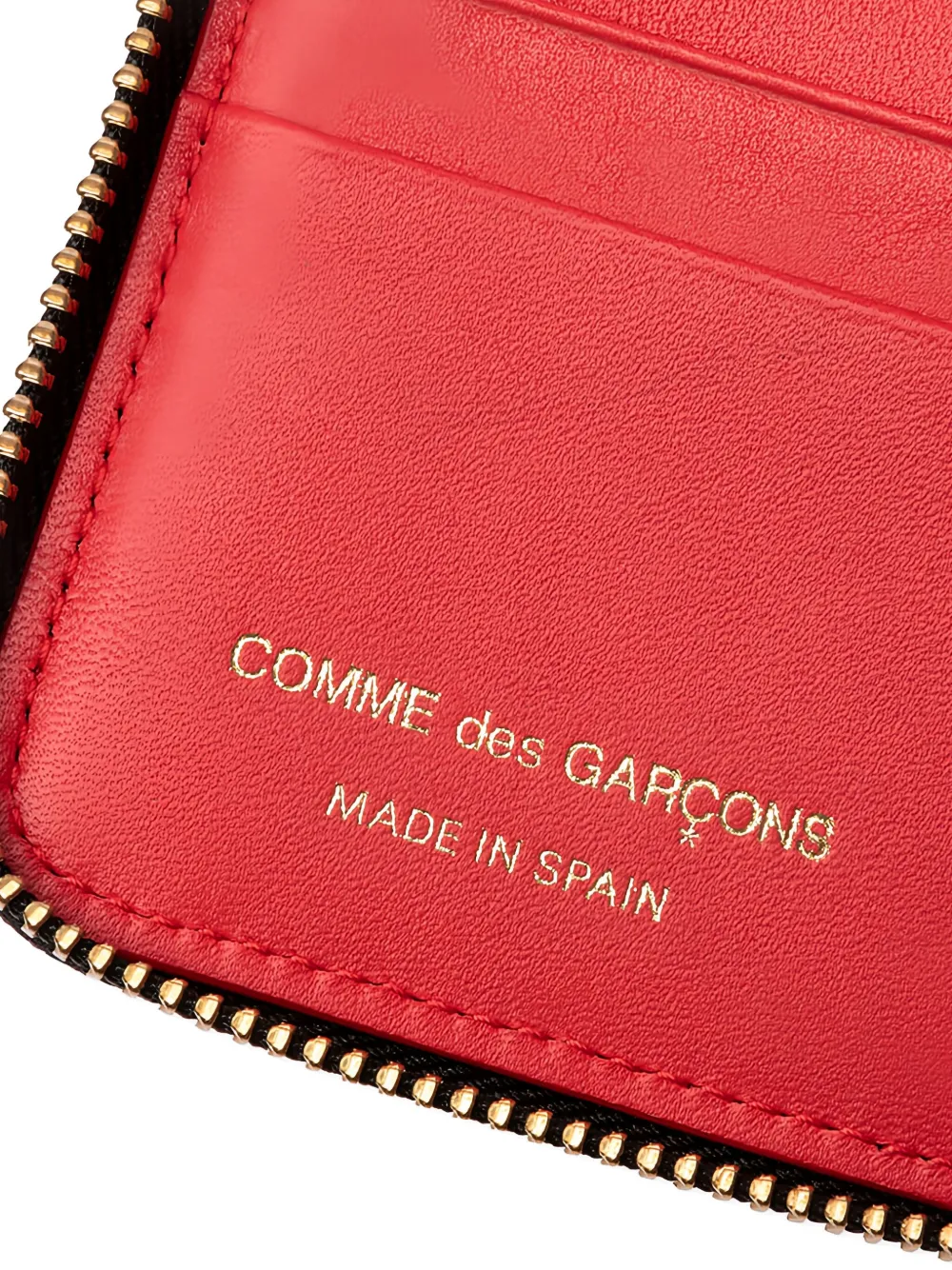 Comme Des Garçons Wallet embossed zip-around wallet | Image 2