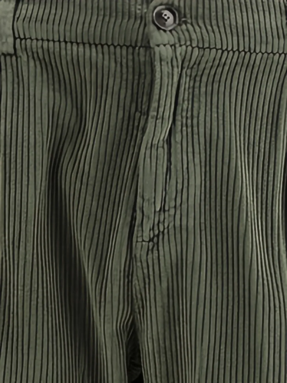 Cruna Mitte Corduroy Trousers In Green