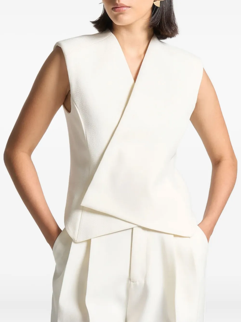 Manière De Voir Laurence Wrap-front Sleeveless Waistcoat In White