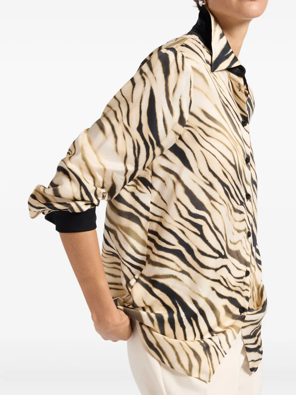 ELENA MIRO` tiger-print buttoned shirt - Beige