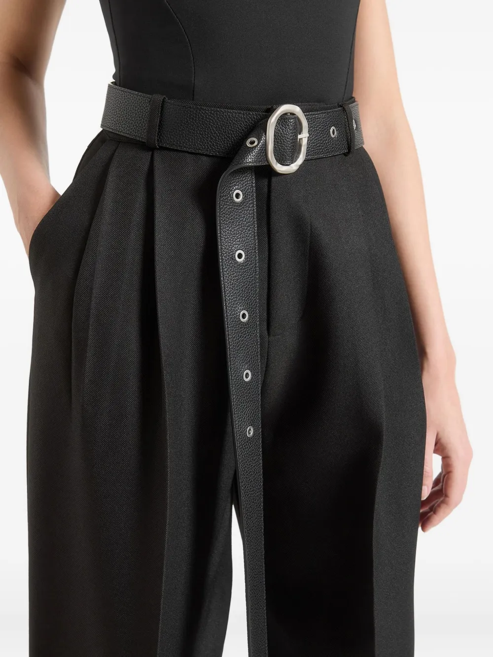 Manière De Voir Suzanne Pleated Belted Trousers In Black