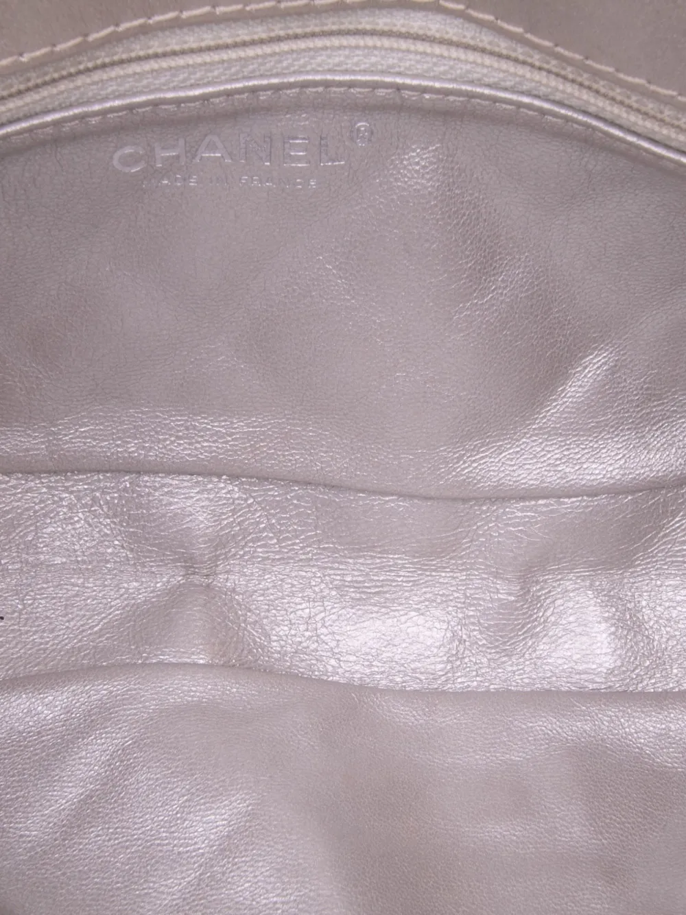 Pre-owned Chanel 2008-2009 Reissue 2.55 Metallic Lambskin Clutch With Chain Shoulder Bag In Silver