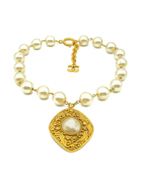 CHANEL Pre-Owned collar con dije de perla artificial 1970
