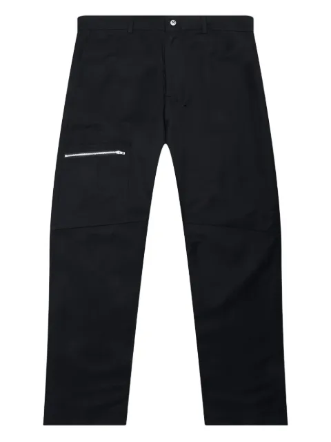 Represent zip-pocket trousers