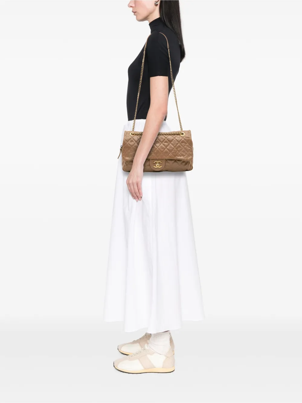 CHANEL Pre-Owned 2012 Large Quilted Caviar Shiva Flap crossbody bag | Pre-Owned | Image 2