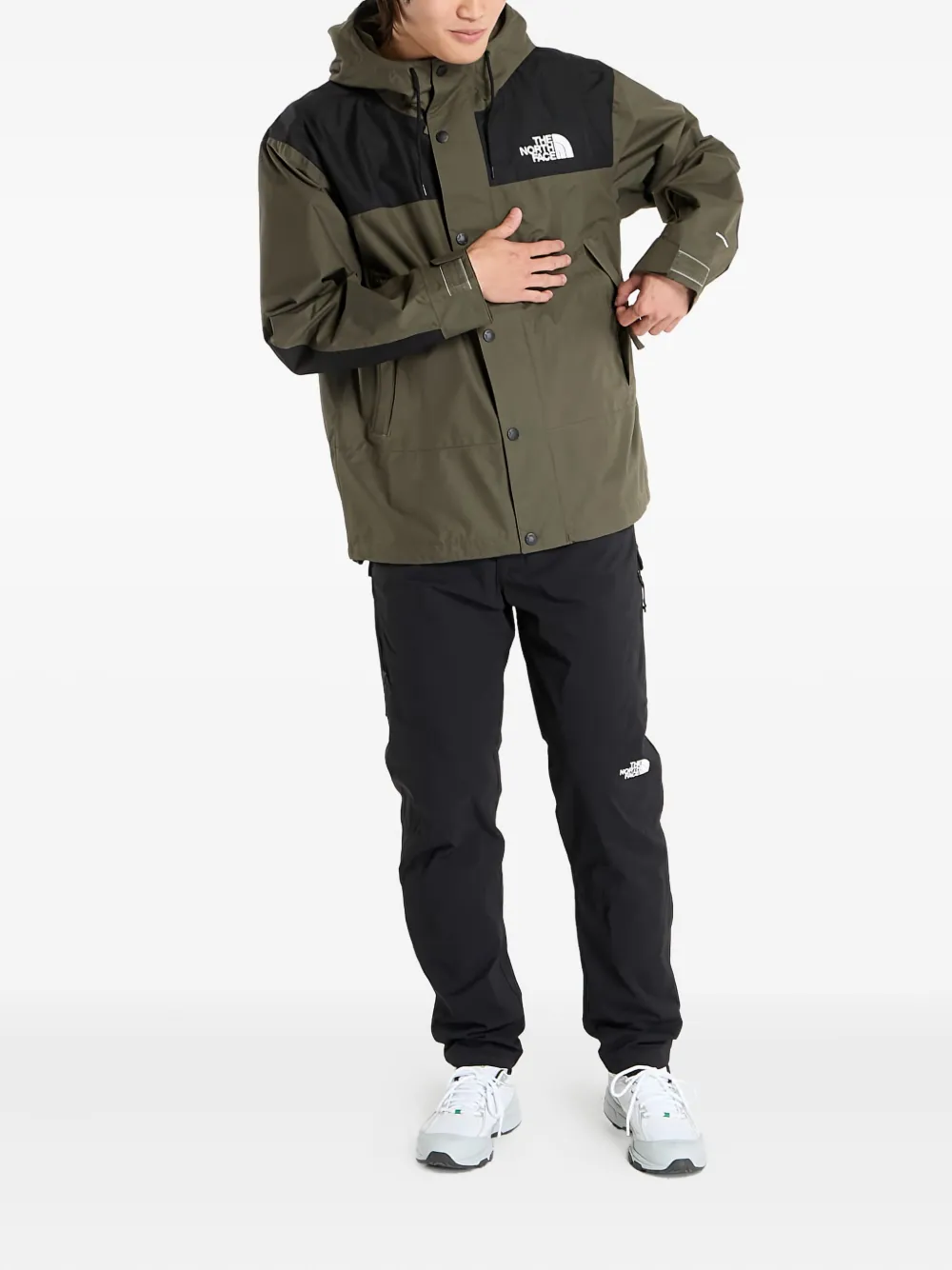 The North Face embroidered-logo jacket | Hooded Jackets | Image 2
