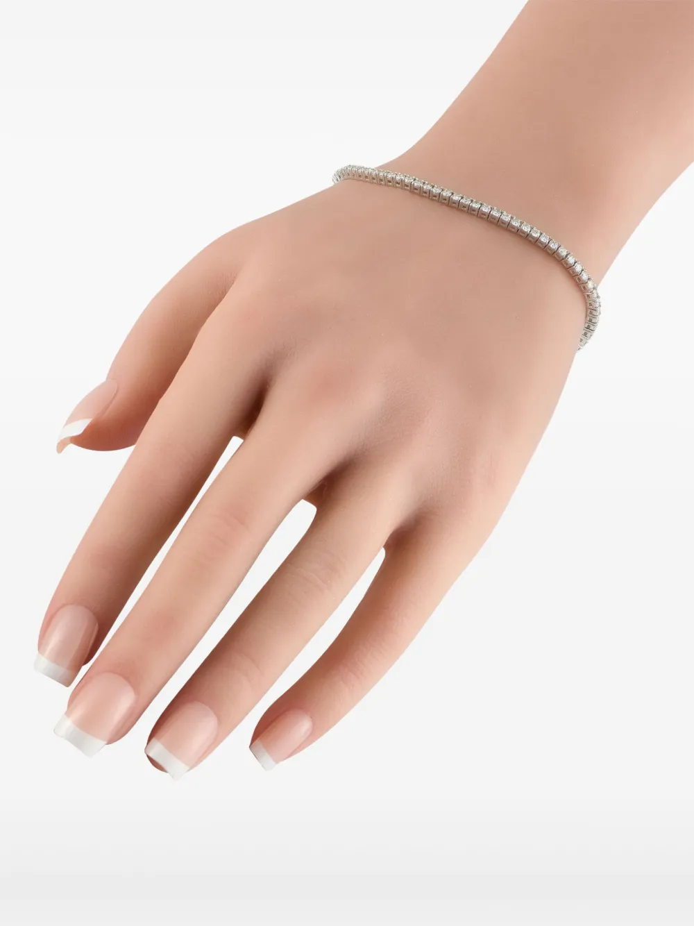 LB Exclusive 18K white gold diamond tennis bracelet | Image 2