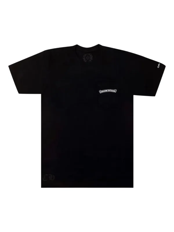 Chrome Hearts ブラック サーマルクスロール　 Tシャツ Chrome Hearts scroll-logo Pocket T-shirt | Black | FARFETCH