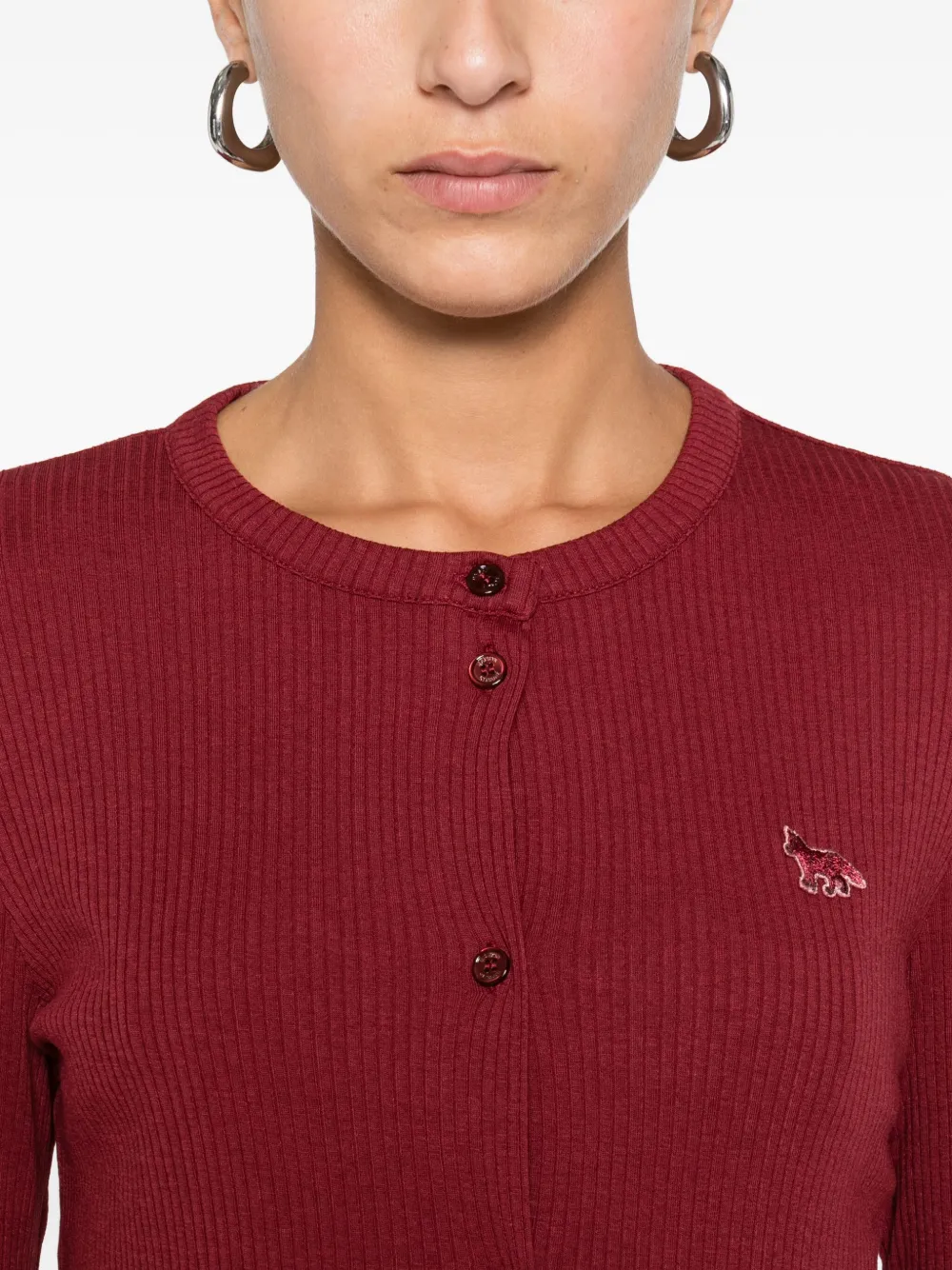 Maison Kitsuné Geribbeld vest met geborduurde vos Rood