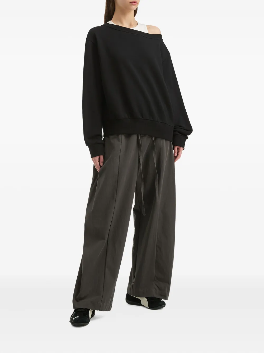 Tout A Coup Off-shoulder Sweatshirt (set Of Two) In Black