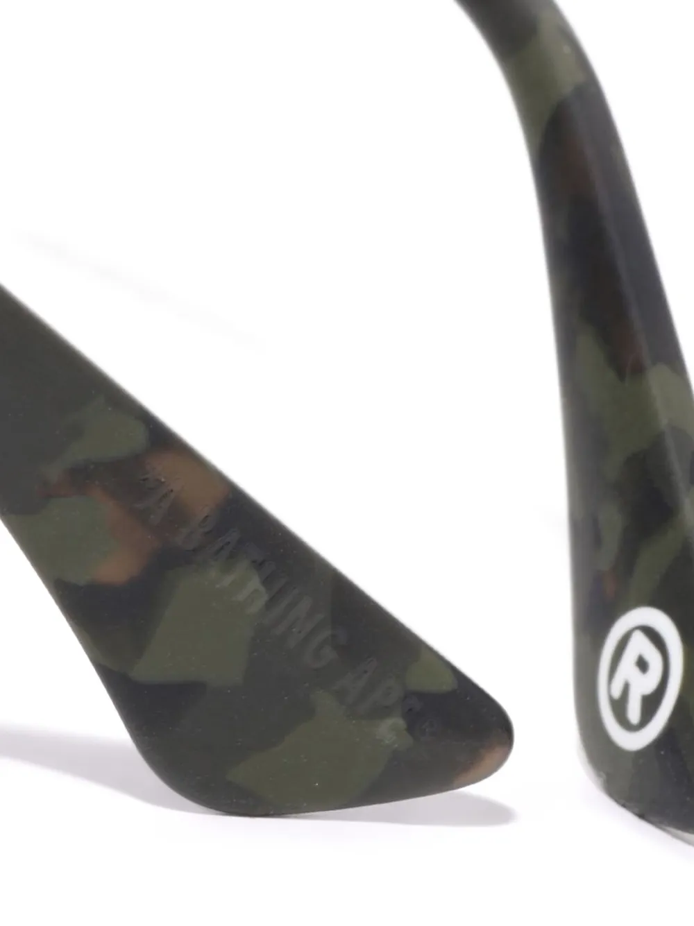 A BATHING APE Zonnebril met vierkant montuur en camouflageprint Groen