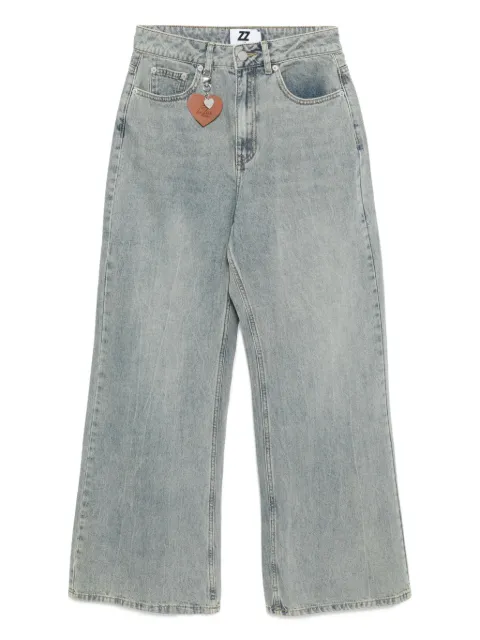 izzue heart charm jeans