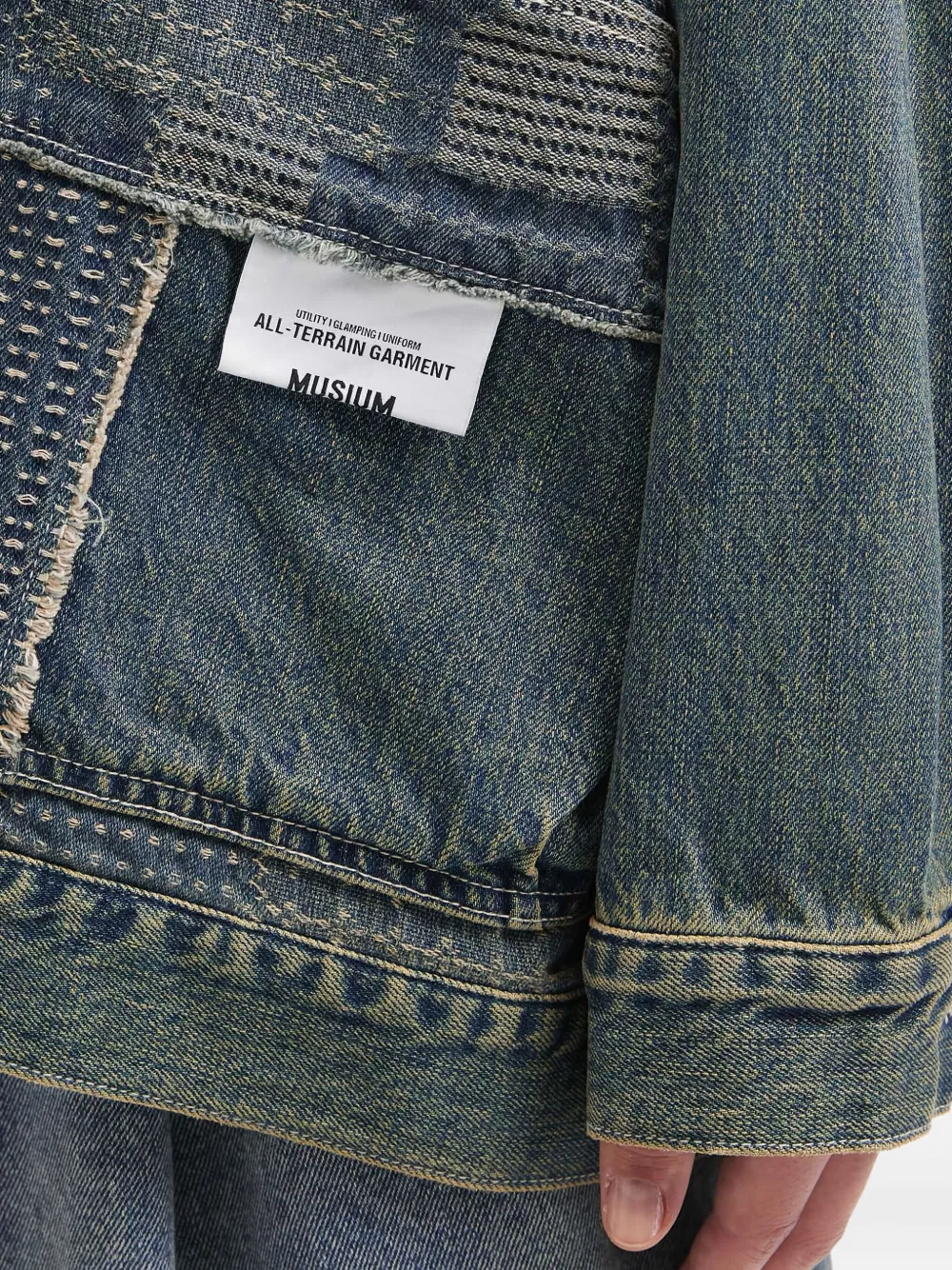 Musium Div. Denim jack met geborduurd patchwork Blauw