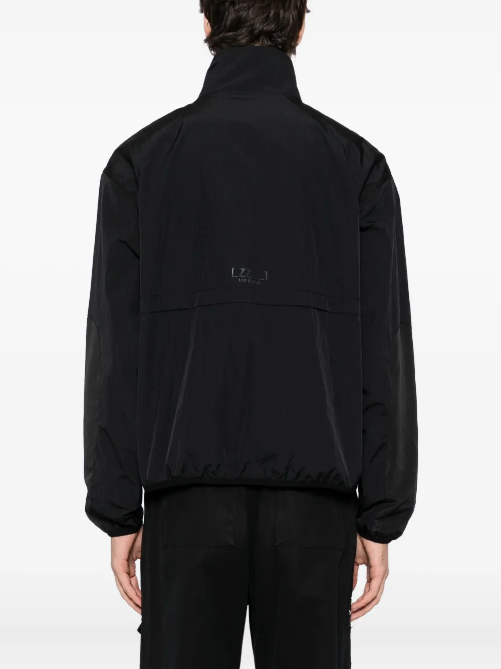 izzue Jack met logopatch Zwart