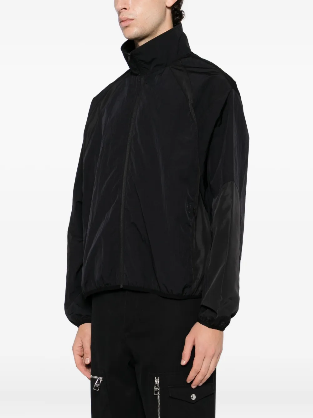 izzue Jack met logopatch Zwart